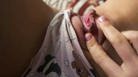 Thothd videos de Comiendo a dos chicas calientes al mismo tiempo