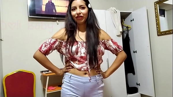 Thothd videos de Chica funk brasileña meneando su culo desnudo