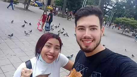 Thothd videos de Perra joven se conectó mostrando su suave coño