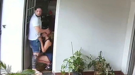 Thothd videos de Metiéndole la verga por el culo a mi vecina casada