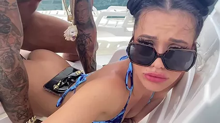 Thothd videos de Pleasure Island – La primera vez de la joven en el motel